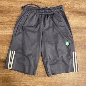 Boston Celtics Cut-Off Sweat Shorts